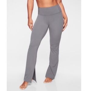 Athleta Barre Skinny Flare Pants Side Slits Grey Pull On Style Size M Women’s